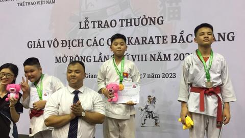 Học sinh Trường Tiểu học Thủ Sỹ, huyện Tiên Lữ tham gia Giải vô địch các CLB Karate Bắc Giang mở rộng năm 2023